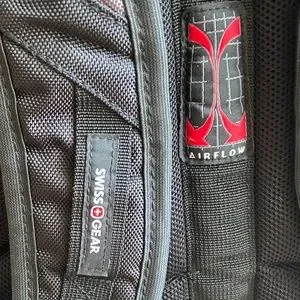 Swissgear 9275 laptop hot sale backpack
